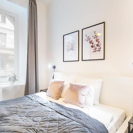 Extra Central - Mini Modern Studio Budapest Extérieur photo