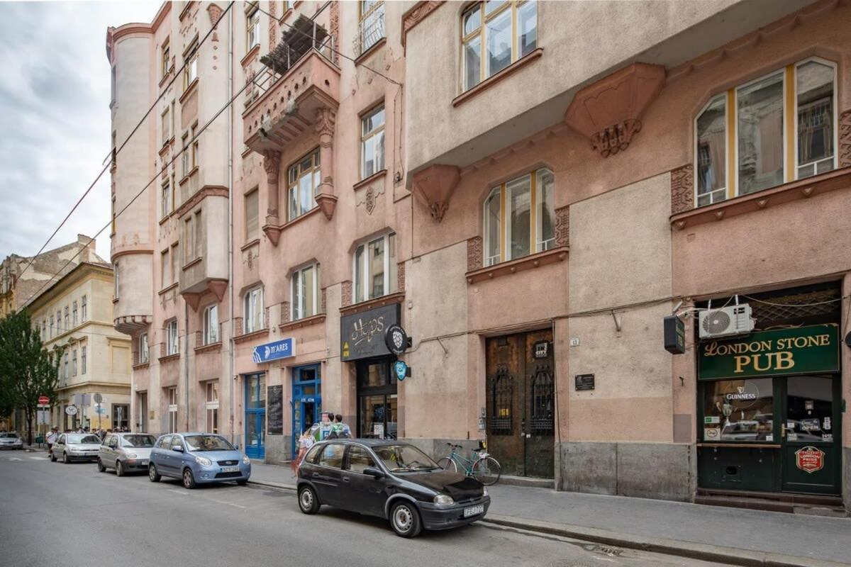 Extra Central - Mini Modern Studio Budapest Extérieur photo
