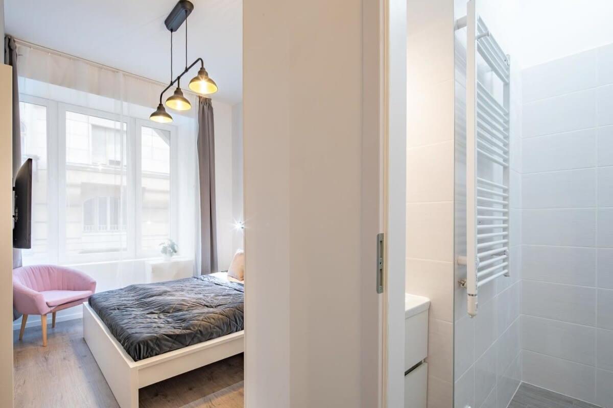 Extra Central - Mini Modern Studio Budapest Extérieur photo